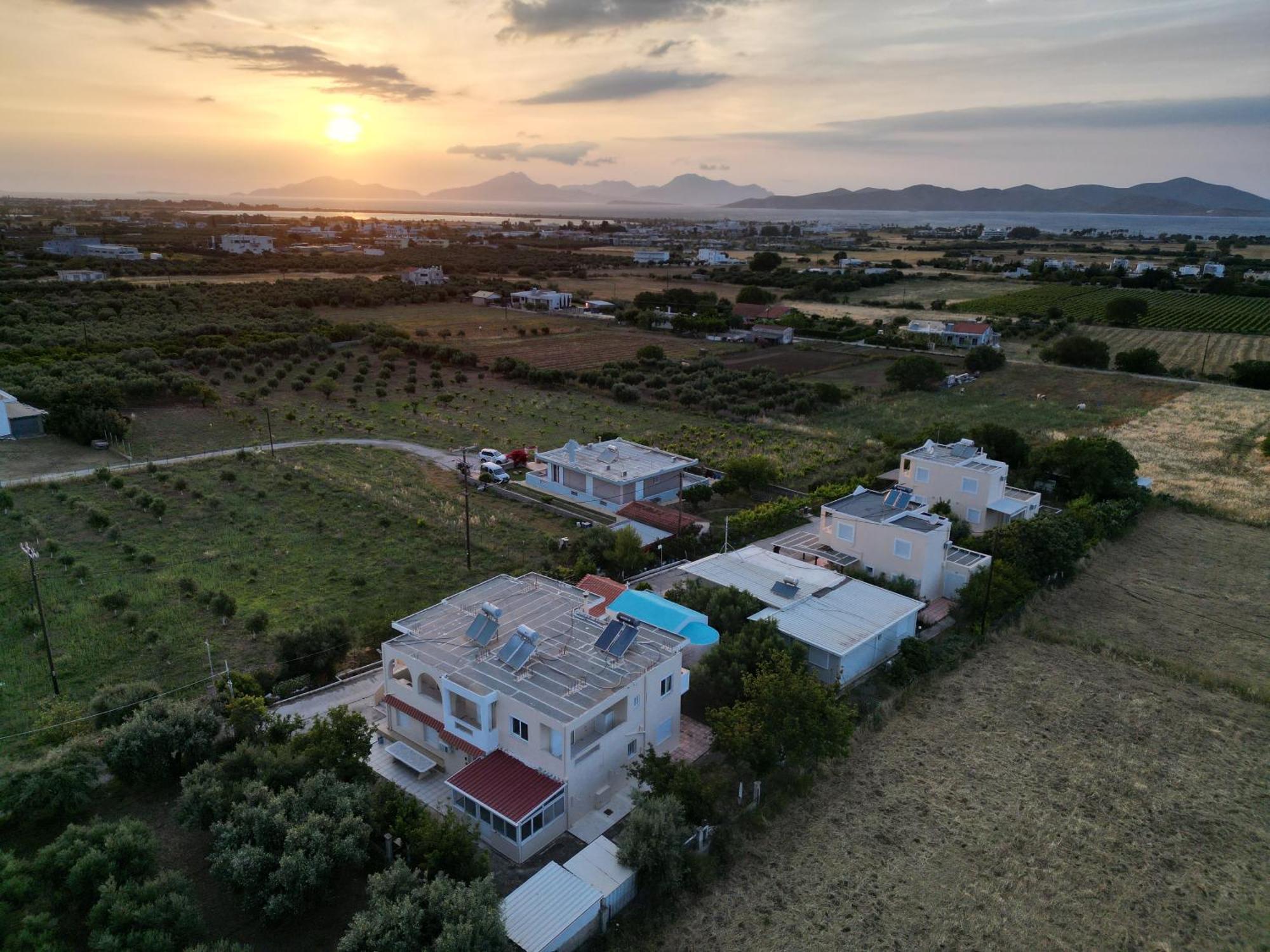 Family Friendly Apartment, In Nature, With Yard "5" Zipárion Dış mekan fotoğraf
